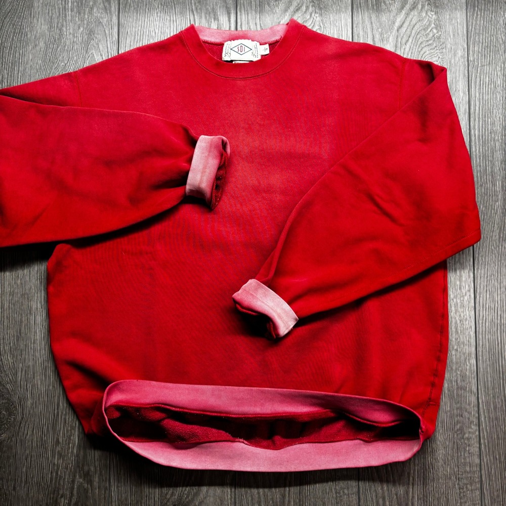 SDI Mens Vintage Red Sun Faded Crewneck Sweatshirt Pullover Large